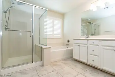 9769 Cannington Cliffs Avenue, Las Vegas, NV 89178 Primary Bathroom