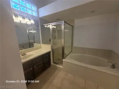 9225 Pitching Wedge Drive, Las Vegas, NV 89134 Primary Bathroom