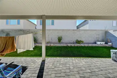 645 Soaring Wings Avenue, Las Vegas, NV 89183 Patio