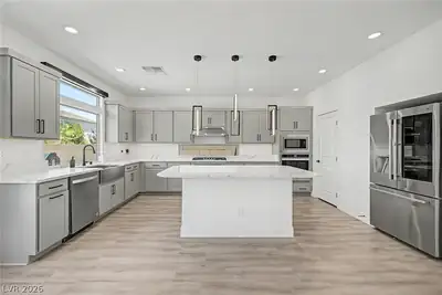 7094 Bold Rock Avenue, Las Vegas, NV 89113 Kitchen