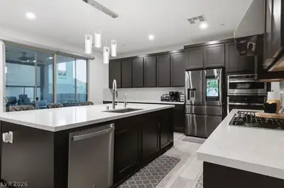 3241 Cristallo Avenue, Henderson, NV 89044 Kitchen
