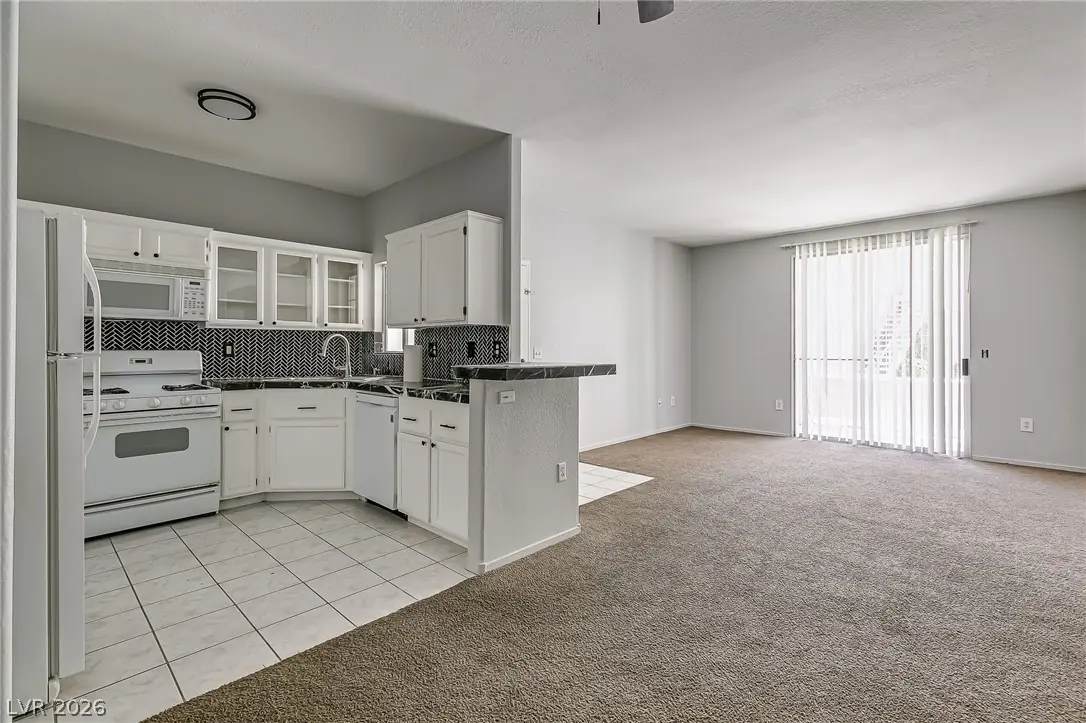 1300 South ARLINGTON Street 123