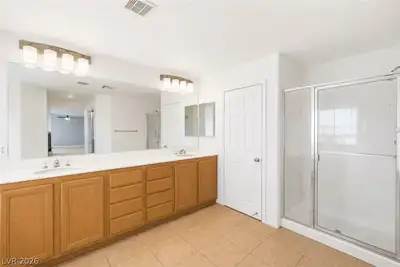 7168 Los Banderos Avenue Primary Bathroom