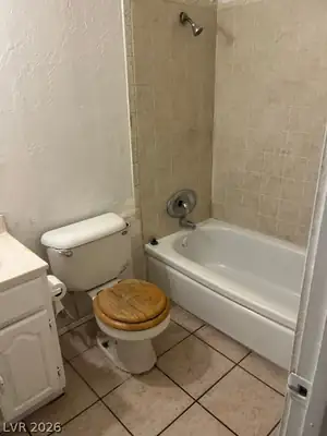 2028 Daley Street 1 Bathroom