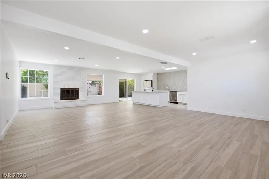 1300 Canosa Avenue, Las Vegas, NV 89104