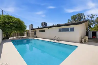 1300 Canosa Avenue, Las Vegas, NV 89104 Pool