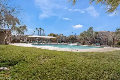 9132 Gabardine Avenue Pool