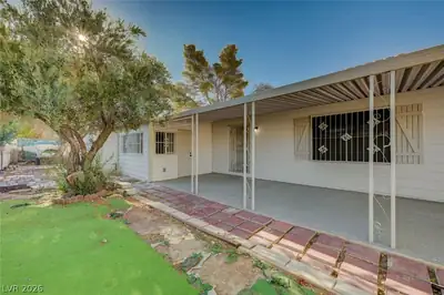 293 Sir William Way, Las Vegas