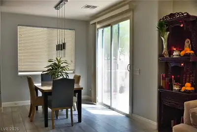 712 Oak Hills Course Drive Dining Area
