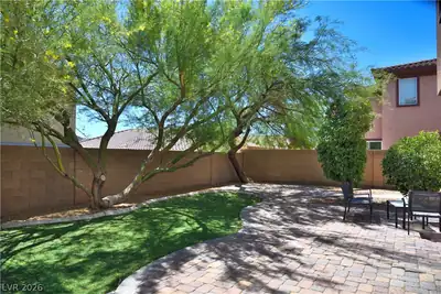 712 Oak Hills Course Drive Patio