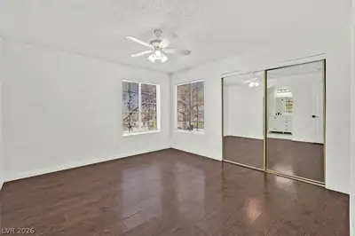 2200 South Fort Apache Road 2142 Bedroom
