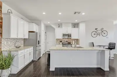48 Jasmine Point Street, Henderson, NV 89074 Kitchen