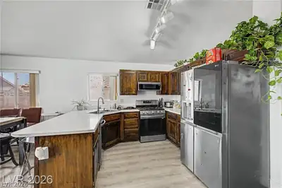 6609 Bush Clover Lane Kitchen
