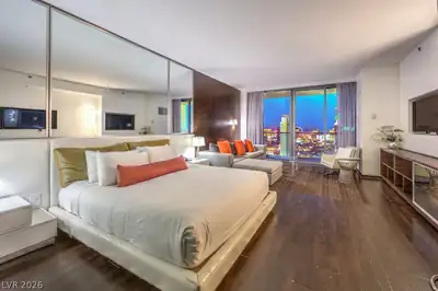 4381 West Flamingo Road 3010 Bedroom