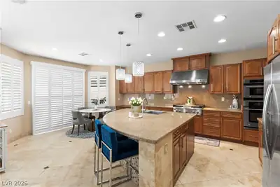 9351 Enchanted Grove Avenue, Las Vegas, NV 89149 Kitchen