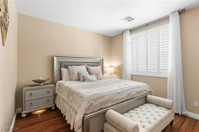 9351 Enchanted Grove Avenue, Las Vegas, NV 89149 Bedroom