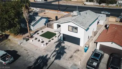 2294 Miner Way 