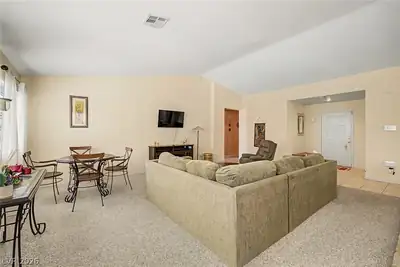 967 Cardelina Lane Living Room