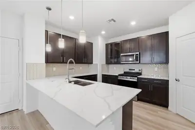 3641 Portici Lane, Henderson, NV 89044 Kitchen