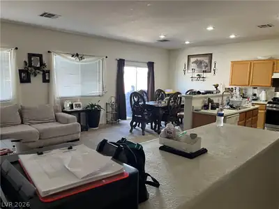 3744 Fawn Creek Drive, Las Vegas, NV 89115 Living Room