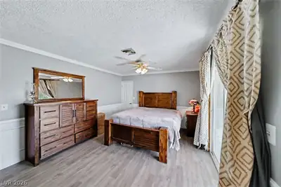285 East Shelbourne Avenue Bedroom