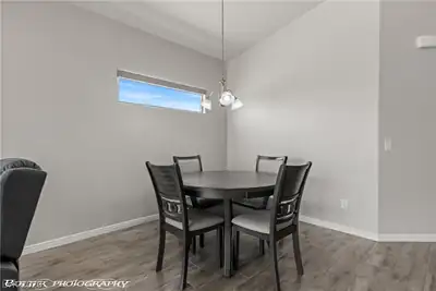 260 Haley Way 131 Dining Area