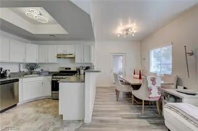 9580 West Reno Avenue 134 Kitchen