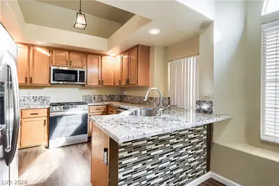 276 Plaza Carmelina Court, Henderson, NV 89074 Kitchen