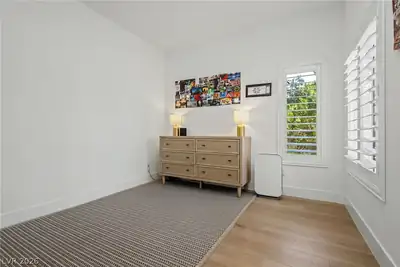 251 South Green Valley Parkway 5514 Bedroom