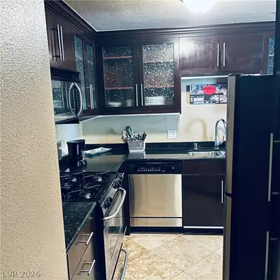 260 East Flamingo Road 118 Kitchen