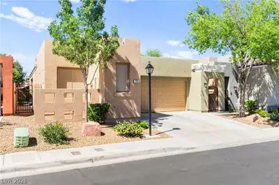 174 Twin Towers Avenue, Las Vegas, NV 89123 Front of Structure