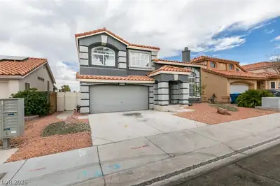 8721 Raindrop Canyon Avenue, Las Vegas, NV 89129 Front of Structure