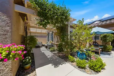 1817 Tarrant City Street Patio
