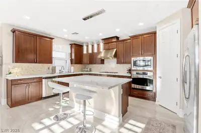 1 Corte Vita, Henderson, NV 89011 Kitchen