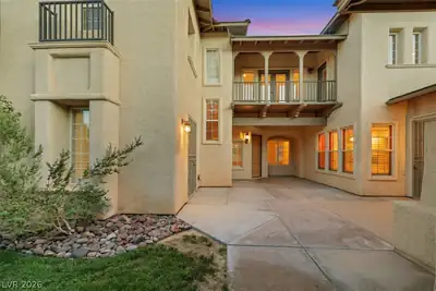 10809 Beringer Drive, Las Vegas, NV 89144 Courtyard