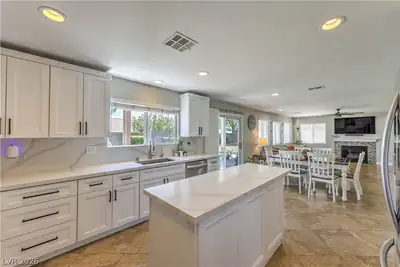 152 Welland Court, Las Vegas, NV 89144 Kitchen