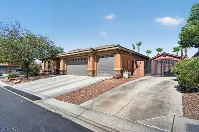 11212 Hudson Brook Street, Las Vegas, NV 89183 Front of Structure