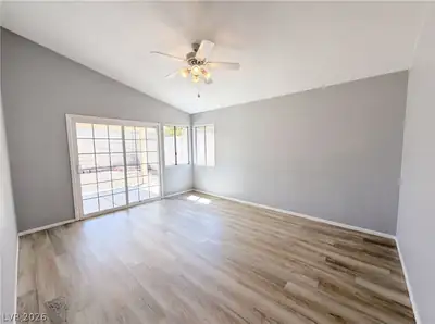 9121 Indian Breeze Drive, Las Vegas, NV 89129 