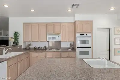 1708 Desert Fort Street, Las Vegas, NV 89128 Kitchen