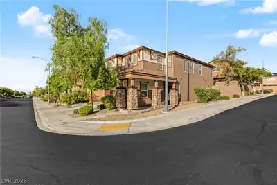 996 Wagner Valley, Henderson, NV 89052 