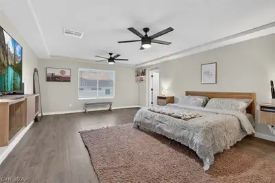 9726 Fox Estate St Primary Bedroom