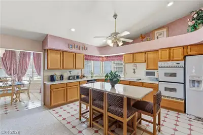 1611 Managua Drive Kitchen