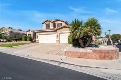 337 Greenleaf Glen Street, Henderson, NV 89014 Front of Structure