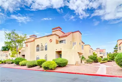 2980 Juniper Hills Boulevard 201, Las Vegas
