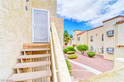 2980 Juniper Hills Boulevard 201 Entry