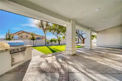 8755 Hickam Avenue Patio
