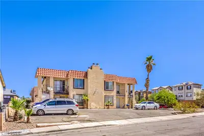 6988 Kilgore Drive, Las Vegas, NV 89156 Front of Structure