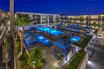 8925 West Flamingo Road 312 Pool