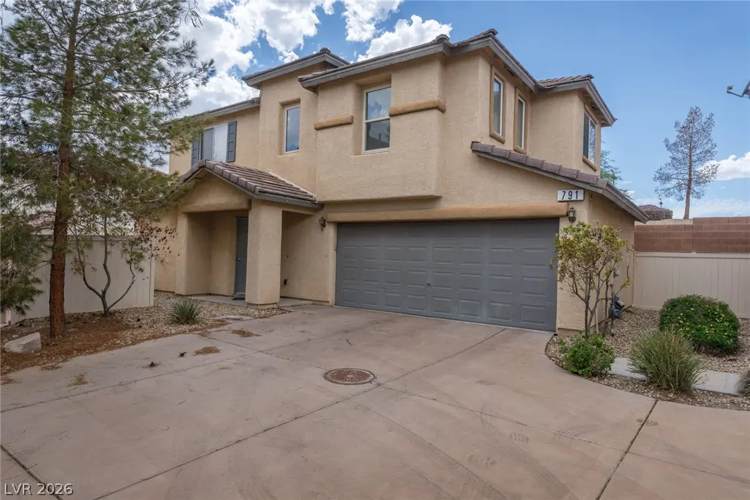 791 Sunrise Crossing Street