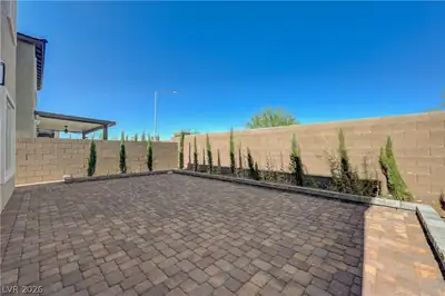 8074 Texas Hills Street, Las Vegas, NV 89113 Patio
